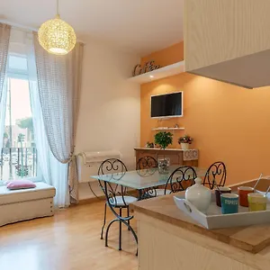 Lovely Flat San Giovanni Appartamento
